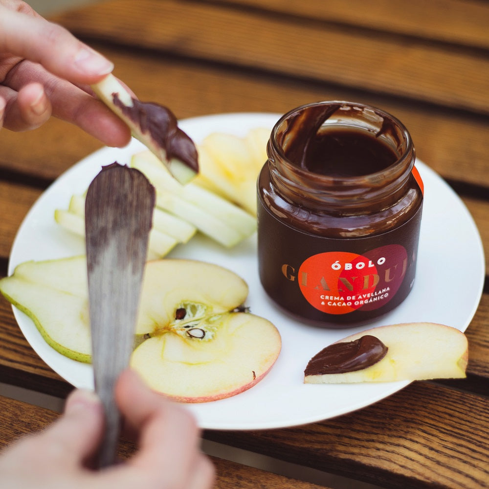 crema de avellana y cacao orgánico con manzana snack saludable